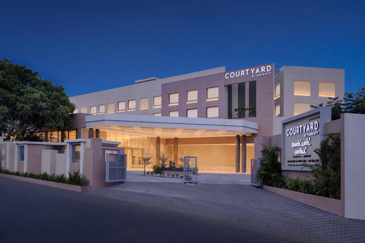 Courtyard By Marriott Tiruchirappalli Bagian luar foto