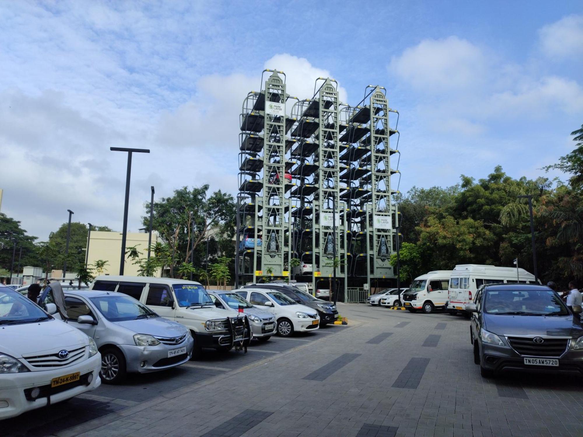 Courtyard By Marriott Tiruchirappalli Bagian luar foto